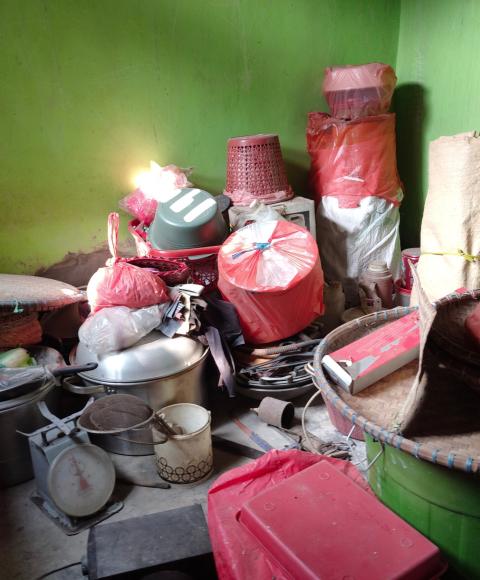 Our expert teams can handle any hoarding situation.